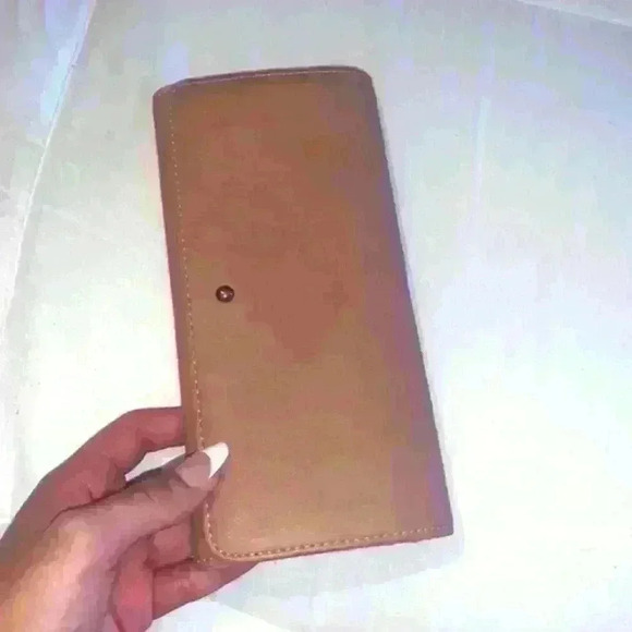 Universal thread wallet - Picture 1 of 4